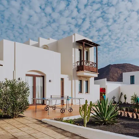 Villa Lanzarote Deluxe & Pool