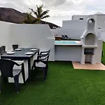 Lanzarote Deluxe & Pool 别墅