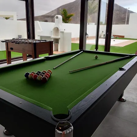 Lanzarote Deluxe & Pool 플라야블랑카