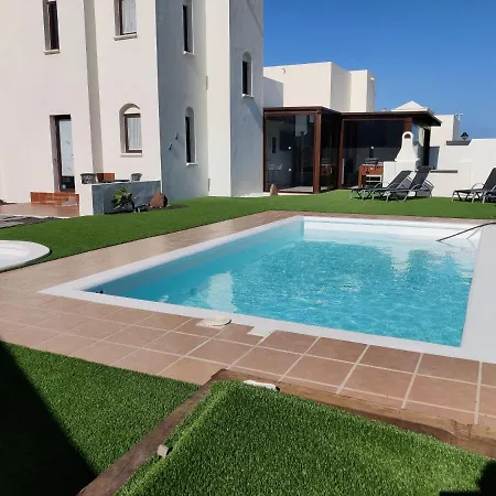 빌라 Lanzarote Deluxe & Pool