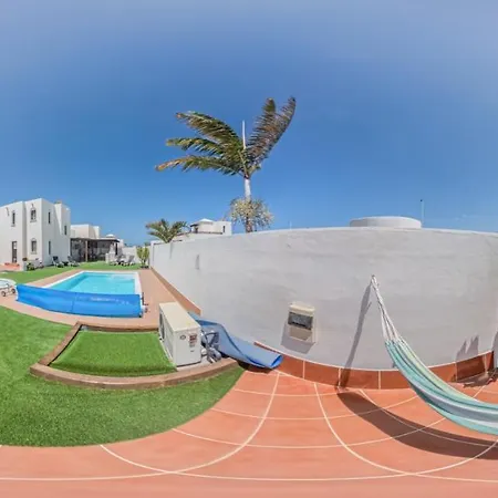 Lanzarote Deluxe & Pool * 플라야블랑카