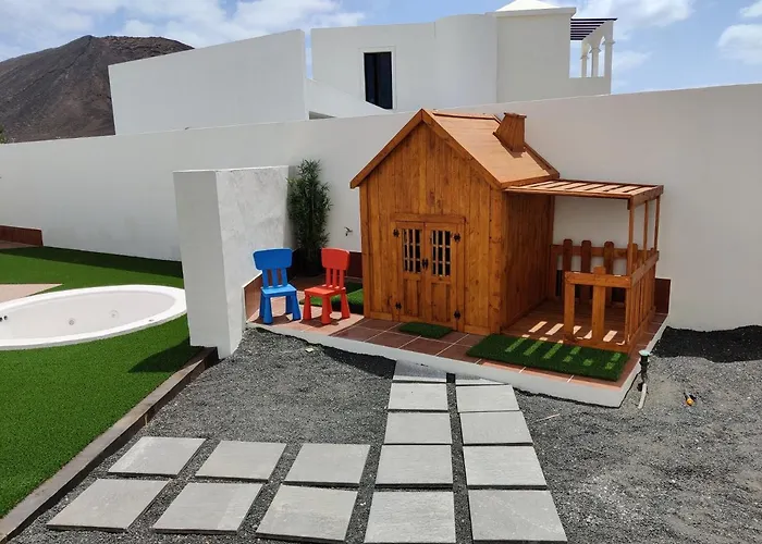 Villa Lanzarote Deluxe & Pool Playa Blanca (Lanzarote)