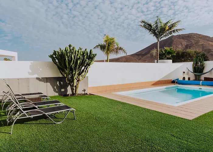Villa Lanzarote Deluxe & Pool *