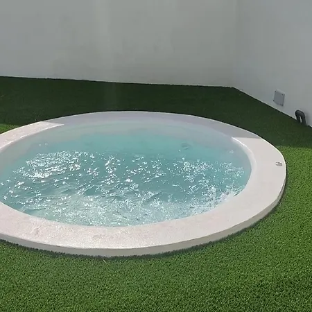 Lanzarote Deluxe & Pool