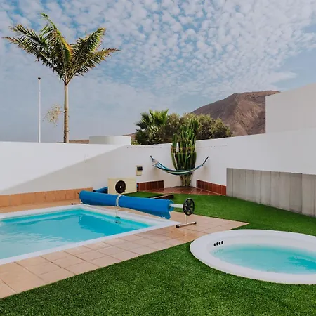 Lanzarote Deluxe & Pool Playa Blanca